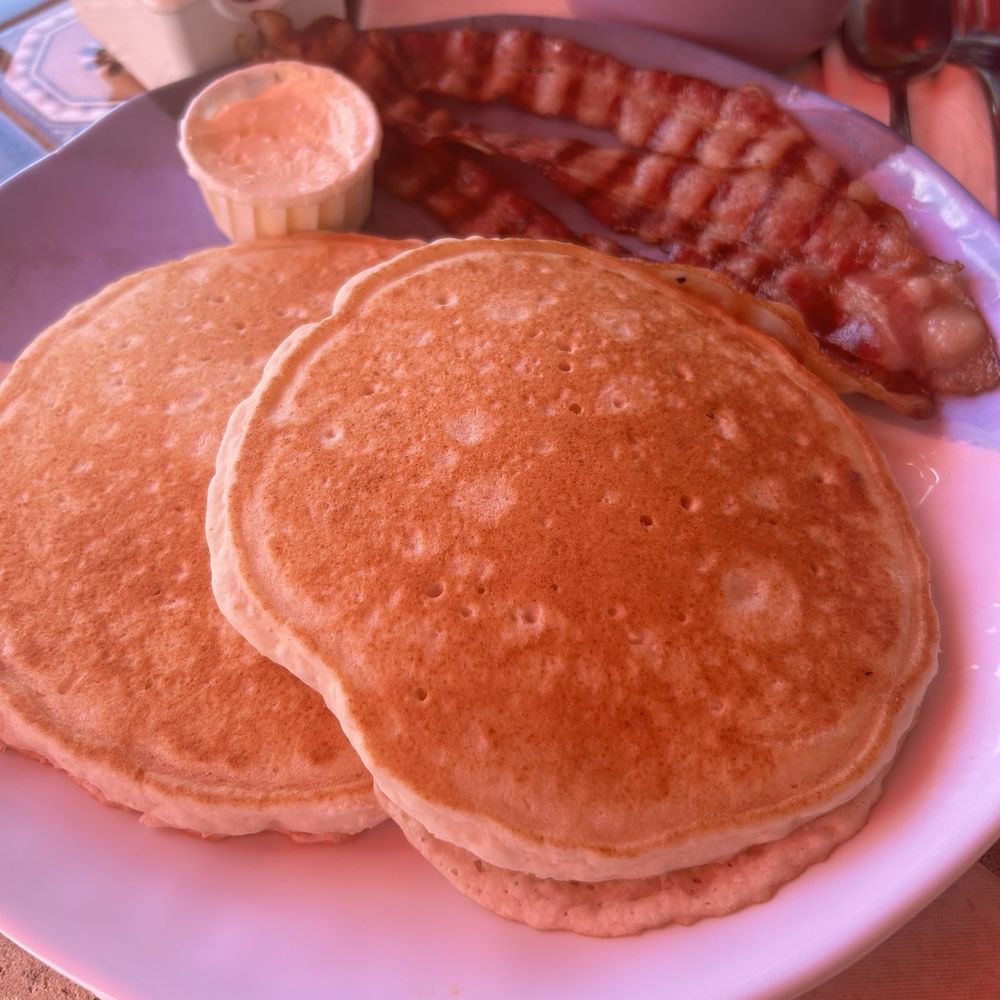 Cafe Brie - Pancakes - Sandwiches Near Me - Pompano Beach, Florida