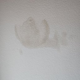 Moisture in the ceiling Moisture in the ceiling