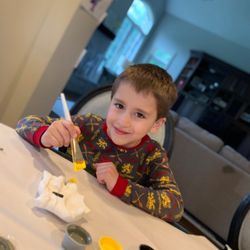 The Painted Penguin - A painting kit is just what you need to keep your kids creatively busy! Call 847-764-0891 to put your personalized kit together. We deliver!