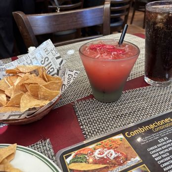 El Pescador - Carson - Strawberry virgin margarita - Seafood Near Me - Carson, California El Pescador - Carson - Strawberry virgin margarita - Seafood Near Me - Carson, California