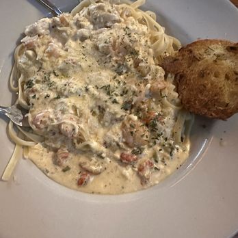 Mama's Oyster House - Bayou Fettuccine - Seafood Near Me - Natchitoches, Louisiana Mama's Oyster House - Bayou Fettuccine - Seafood Near Me - Natchitoches, Louisiana