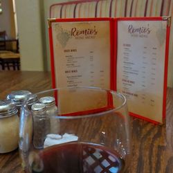 Romio's Pizza & Pasta - Decent wine selection