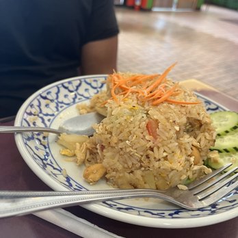 Thai Cuisine - Pineapple fried rice with chicken - Thai Near Me - Albuquerque, New Mexico