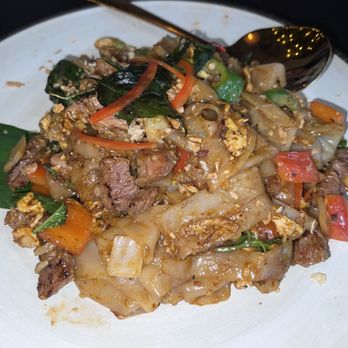 Siam Thai - Beef Pad Kee Mao - Thai Near Me - Staten Island, New York