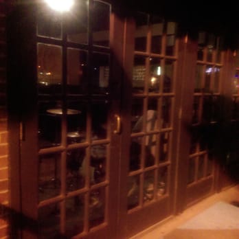Star Bar - Band from the outside - Sports Bars Near Me - Des Moines, Iowa Star Bar - Band from the outside - Sports Bars Near Me - Des Moines, Iowa