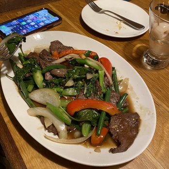 Baan Thai Restaurant - Beef with vegetables. - Thai Near Me - Victoria, British Columbia Baan Thai Restaurant - Beef with vegetables. - Thai Near Me - Victoria, British Columbia