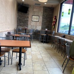 Sheetz - Dining area