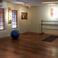 Glomedicine Yoga Dance Music Art - The Studio @Glomedicine