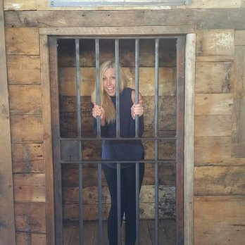 Konow's Corn Maze - Locked in jail - Attraction Farms Near Me - Homer Glen, Illinois
