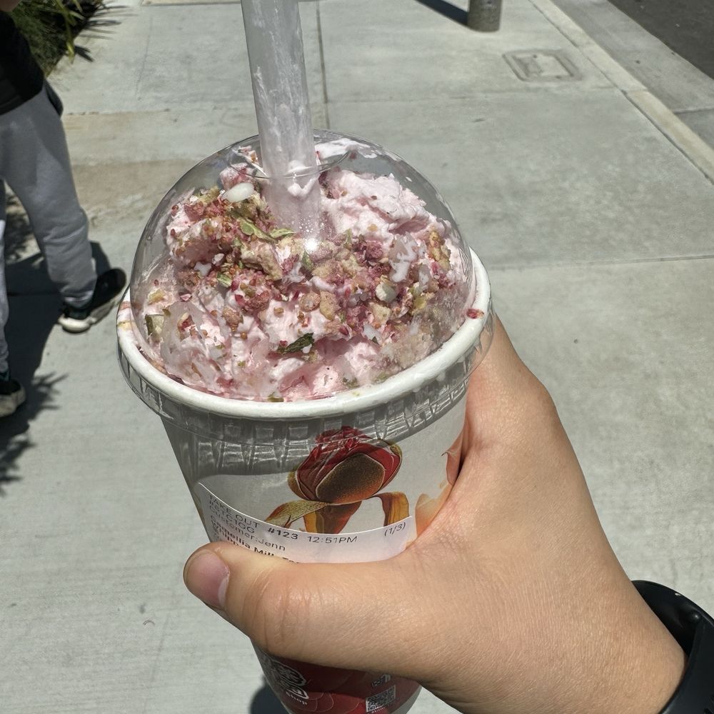 MoonTea - Camellia Milk Tea with Pitaya Whipped Cream and Figs - Coffee & Tea Near Me - Sunnyvale, California