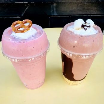 Vibe - Smoothies: strawberry-pretzel salad and s'mores - Juice Bars & Smoothies Near Me - Bellevue, Pennsylvania