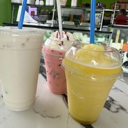 Raspados Alpha Tamales - Horchata , Fresas con Crema,