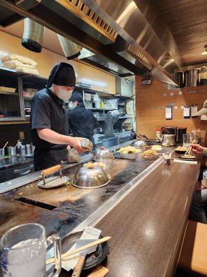 Namba Okonomiyaki Ajinoya Honten by null