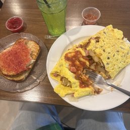 Farmers Farmers' Omelet with sour dough toast Farmers Farmers' Omelet with sour dough toast