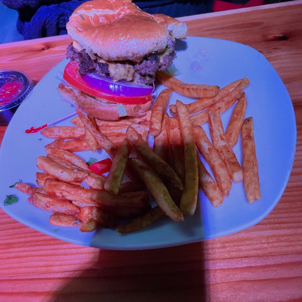 Bar 44 - Burger - Lounges Near Me - Marietta, Georgia
