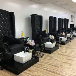 Cirage Nails & Spa - These pedicure chairs sets the bar. Beautiful. Photo credit: @ciragenailsandspa on Instagram.
