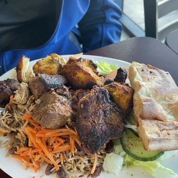Halal Gyro Express - lamb and 1 chicken tikka combo with quabli rice - Halal Near Me - San Jose, California Halal Gyro Express - lamb and 1 chicken tikka combo with quabli rice - Halal Near Me - San Jose, California
