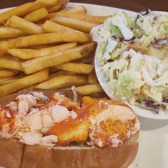 99 Restaurants - AVERAGE...$29....hmmmm - American Near Me - Cranston, Rhode Island