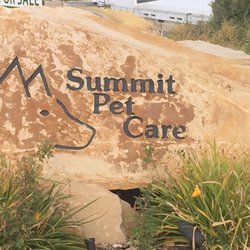 Summit Pet Care - Small sign, kind of hidden