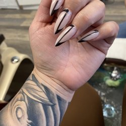 Simply Nails