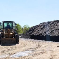 Living Earth - Living Earth - Beaumont Hwy provides bulk mulch, soil, compost and more. Same day pick up for - bulk we'll load your truck or trailer!