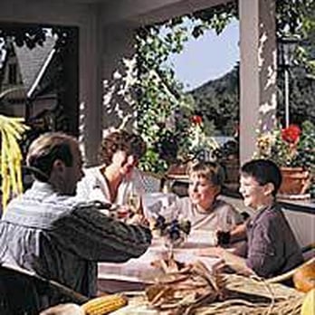 Zur Post - Restaurants Near Me - Klotten, RP