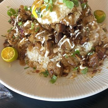 Minasa  - Lechon Sisig rice bowl w fried egg! Licked the plate clean! This is food of the gods!! - Filipino Near Me - Waipahu, Hawaii