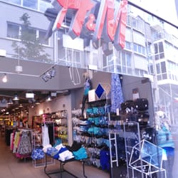 H & M Einkaufsmeile Ehrenstraße - Köln