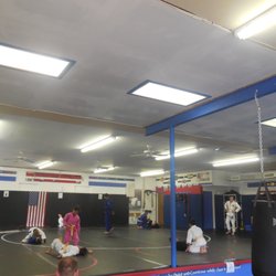 American MMA and Wrestling - BJJ Class