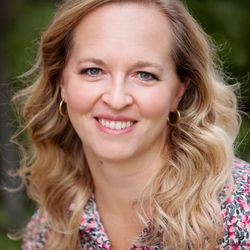 Massage Remedies - Owner and LMT Liz Davenport