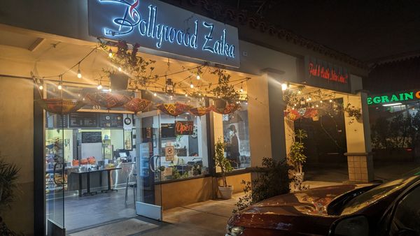 Bollywood Zaika by null