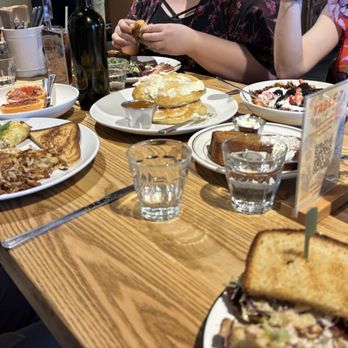 George + Kin's Diner - Diners Near Me - Napa, California George + Kin's Diner - Diners Near Me - Napa, California