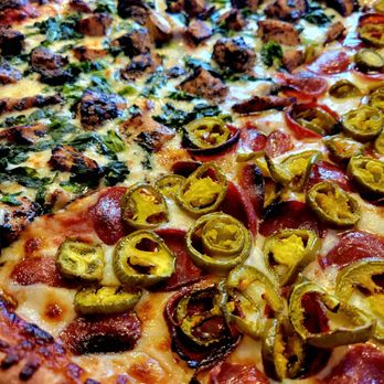 Pizza Delizia Italian Classics - Cheese, pepperoni and jalapeños on one half, chicken and spinach on the other. - Pizza Near Me - Elma, New York