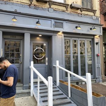 Aunt Jake's - Exterior - Italian Near Me - New York, New York