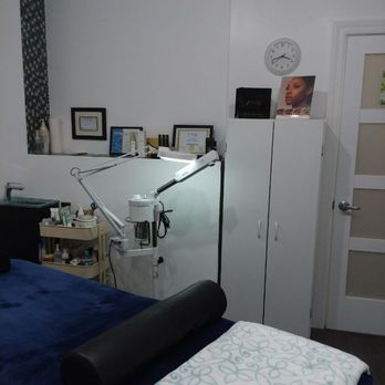 Tesoro Beauty - Clean room, fresh supplies - Eyelash Service Near Me - Chicago, Illinois Tesoro Beauty - Clean room, fresh supplies - Eyelash Service Near Me - Chicago, Illinois