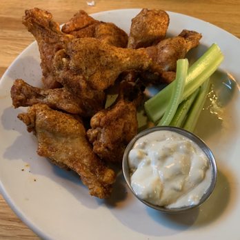 Old Chicago Pizza + Taproom - Jamaican jerk wings - Pizza Near Me - Columbia, South Carolina