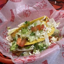 Fuzzy's Taco Shop - Fish tacos!!