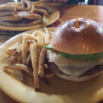 Oscar's Pub & Grill - Big aloha - New American Near Me - Milwaukee, Wisconsin