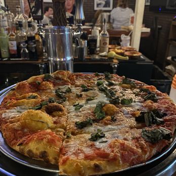 The County Line - Margherita Pizza - Pizza Near Me - Juno Beach, Florida