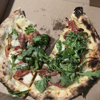 Il Pizzaiolo Wood-fired Pizza - Pizza Near Me - Loomis, California