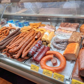 Wawel - Patisserie/Cake Shop Near Me - Montreal, Quebec