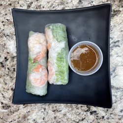 I Am Pho - Spring roll