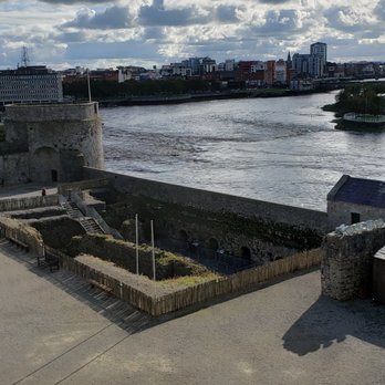 King John's Castle - Landmarks & Historical Buildings Near Me - Limerick, LK King John's Castle - Landmarks & Historical Buildings Near Me - Limerick, LK