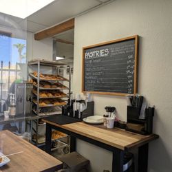 Experiment Coffee and Pastry