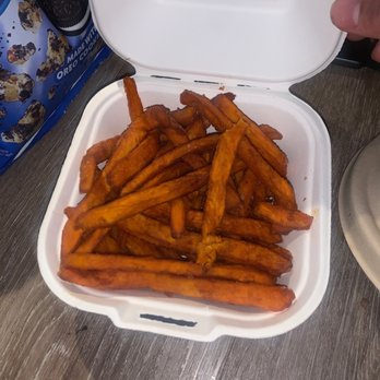 The Edison Automat - Sweet Potato Fries - Cafes Near Me - Edison, New Jersey The Edison Automat - Sweet Potato Fries - Cafes Near Me - Edison, New Jersey
