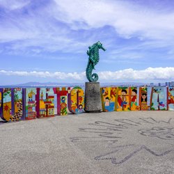 Obi Tours - Statue of Puerto Vallarta