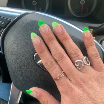 Oh La La Nails & Spa - St. Patrick's Day nail dip by Bill. - Nail Salons Near Me - Los Angeles, California Oh La La Nails & Spa - St. Patrick's Day nail dip by Bill. - Nail Salons Near Me - Los Angeles, California