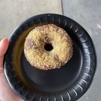 La Diperie - Donut - Ice Cream & Frozen Yogurt Near Me - St. Petersburg, Florida