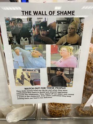 Lucky Chinese Food by null