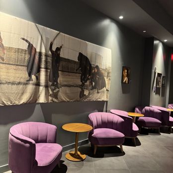 Angad Arts Hotel St. Louis, Tapestry Collection by Hilton - Cocktail Bars Near Me - St. Louis, Missouri